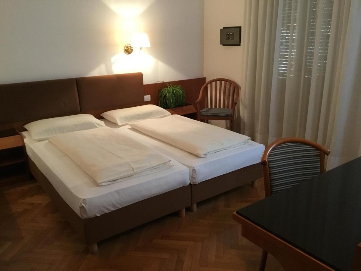 בולצאנו Hotel Adria מראה חיצוני תמונה