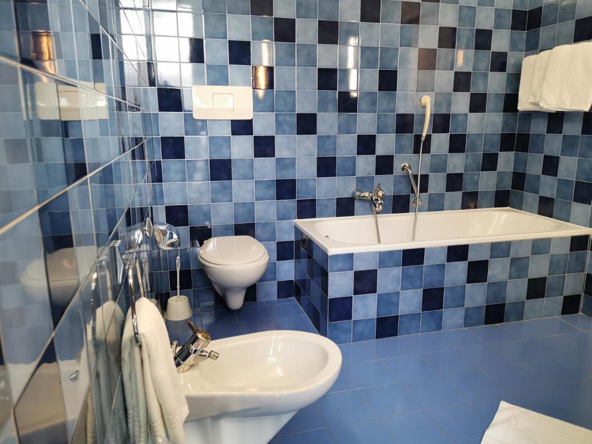 בולצאנו Hotel Adria מראה חיצוני תמונה